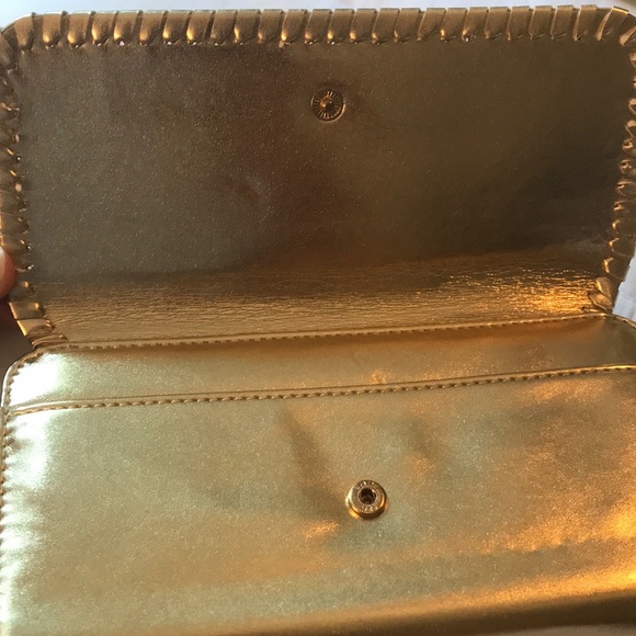 Gold Clutch - Picture 2 of 5
